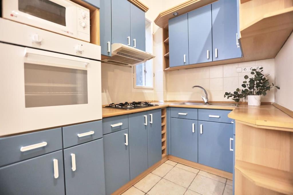 Unwind In Style W Sauna Dsgn 2Br Home Boedapest Buitenkant foto